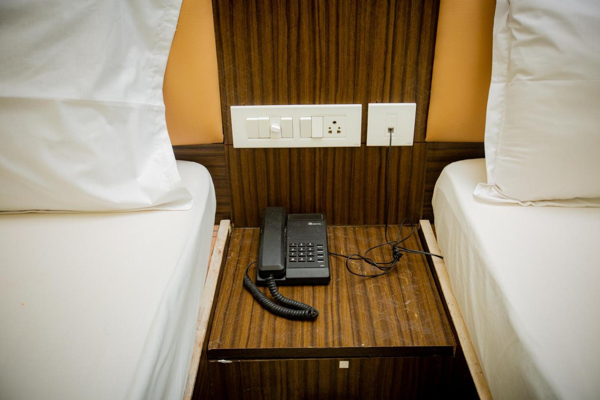 The Park Avenue Hotel - Business Class Hotel Near Central Railway Station Chennai Periyamet Dış mekan fotoğraf