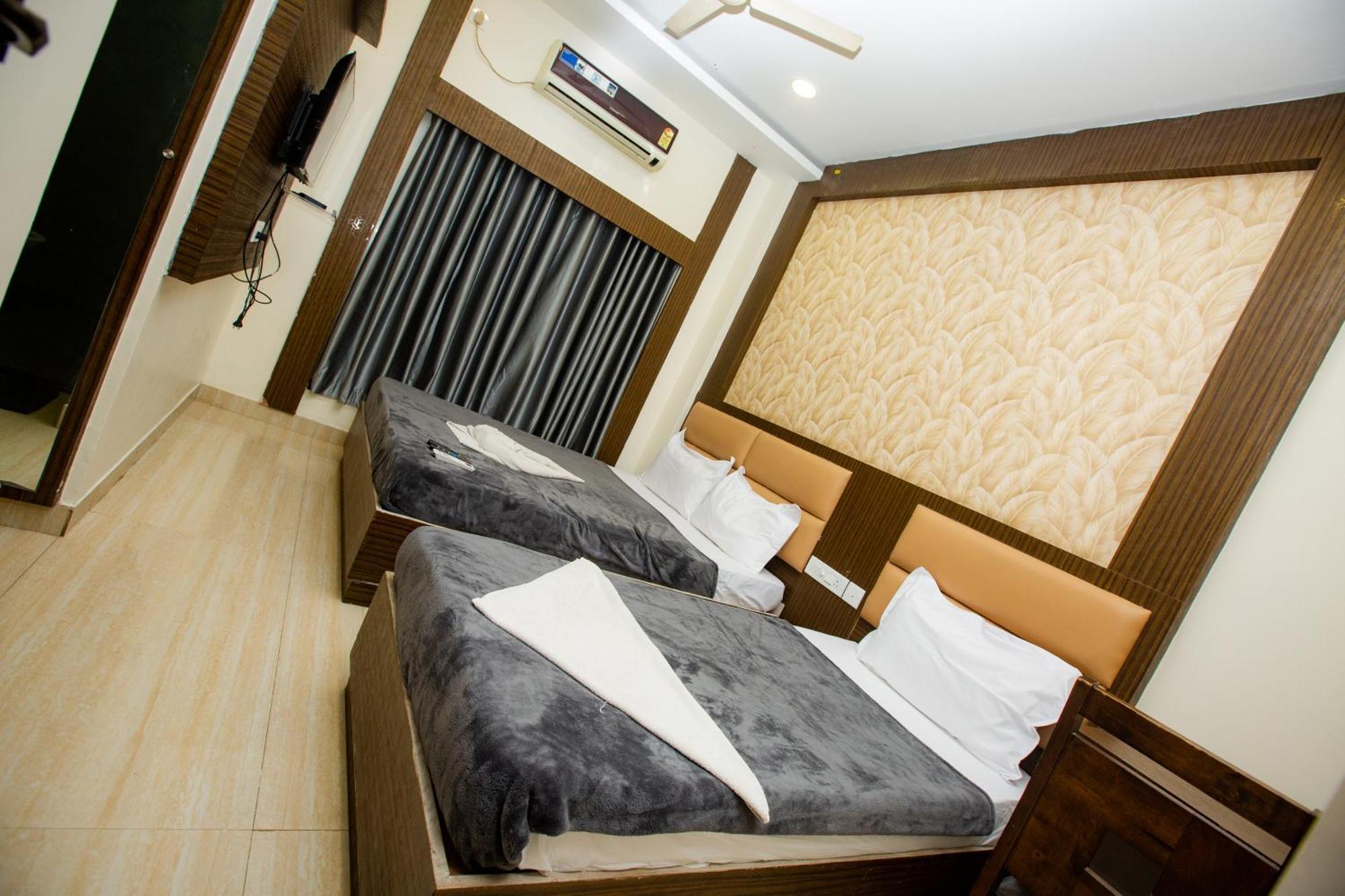 The Park Avenue Hotel - Business Class Hotel Near Central Railway Station Chennai Periyamet Dış mekan fotoğraf
