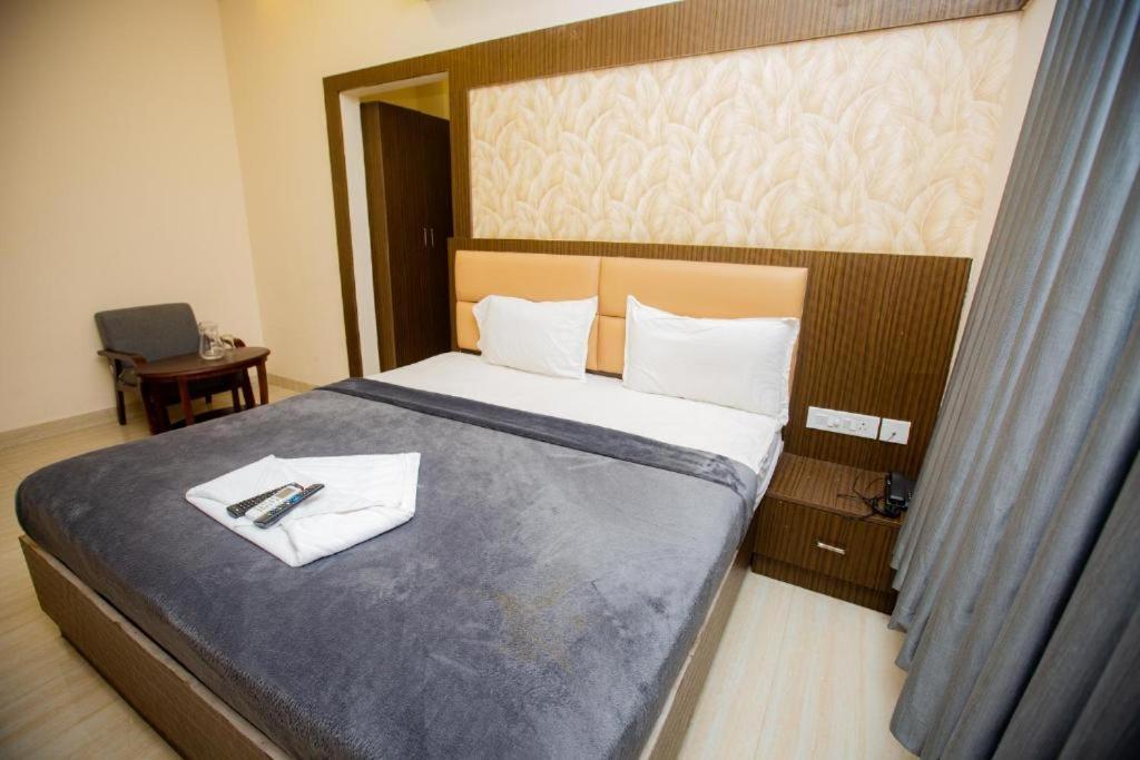 The Park Avenue Hotel - Business Class Hotel Near Central Railway Station Chennai Periyamet Dış mekan fotoğraf